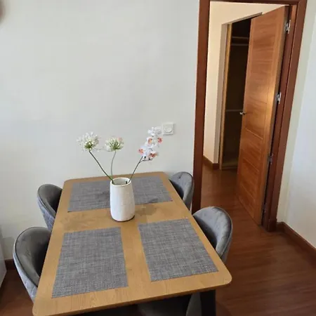 Ola Rosaleda Apartamento *